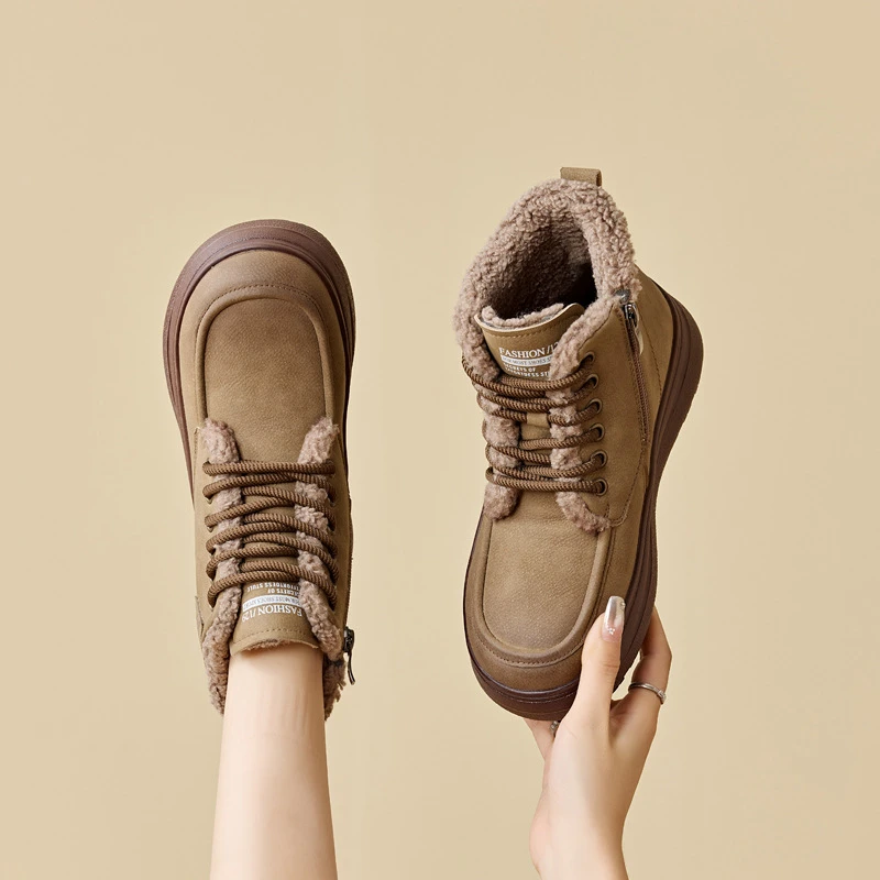 复古雪地靴2024冬季新款厚底短靴增高休闲时尚百搭大码加绒女靴欣