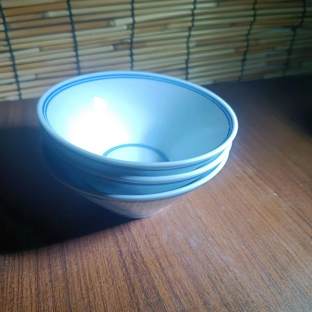 C002青花边斗笠碗4.5寸