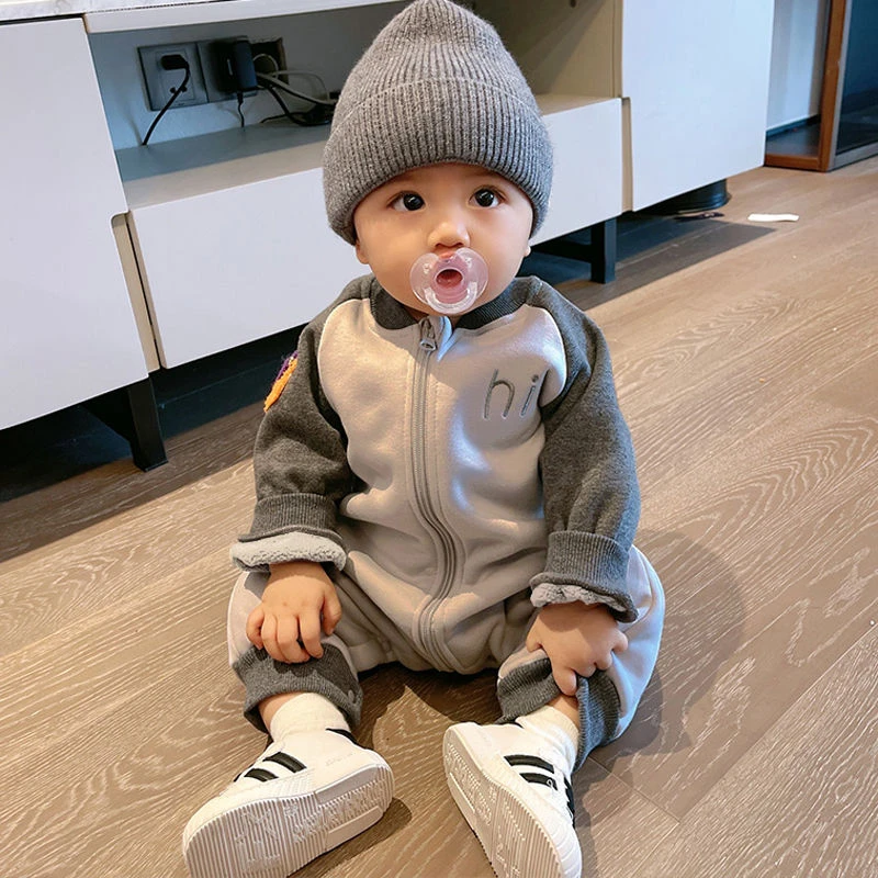 巴拉拉吧加绒保暖纯棉男女宝宝连体衣春装秋冬季新生婴儿衣服睡衣