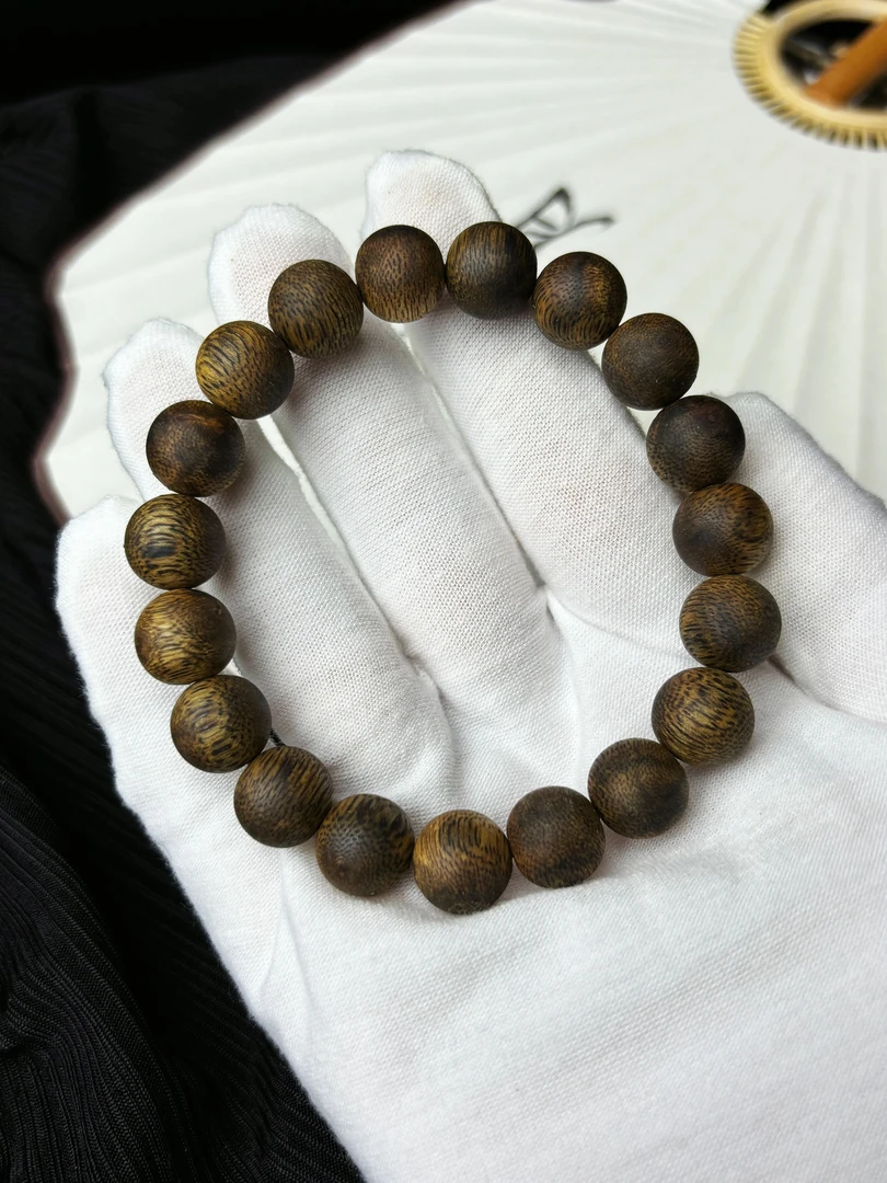 沉水收藏级白棋圆珠单圈卡10多样性发一