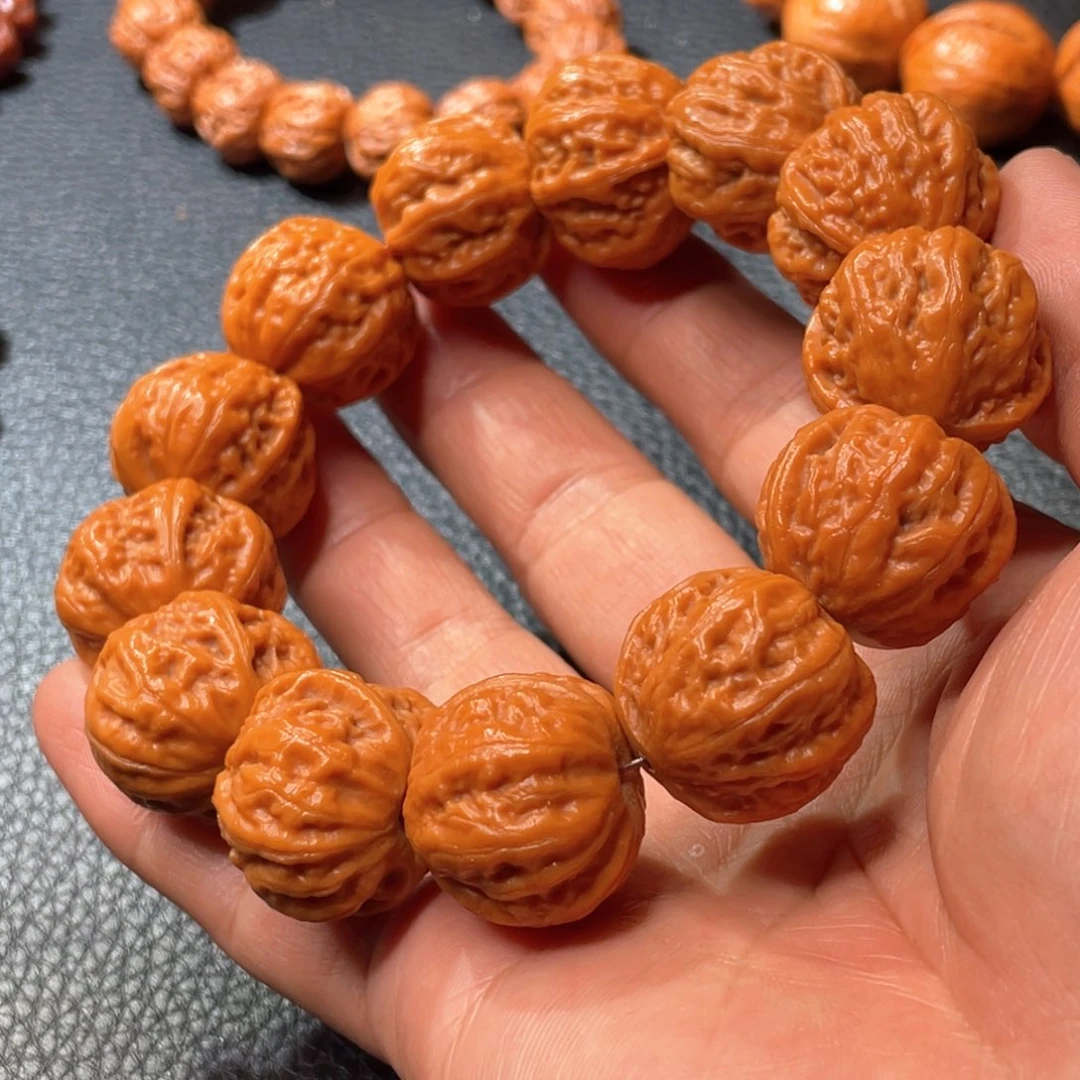 文玩核桃手串安****室野生