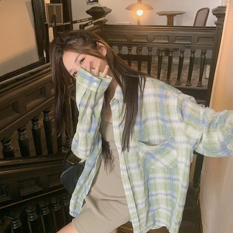 小清新绿色格子长袖衬衫外套夏季薄款时尚休闲百搭开衫外穿衬衣女