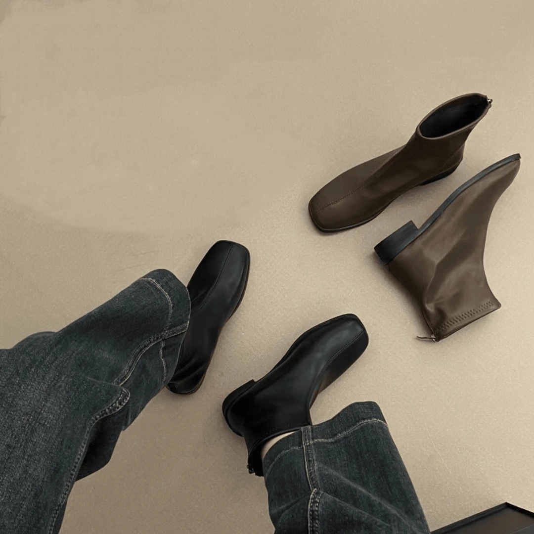 韩版百搭瘦瘦靴短靴女2025年秋冬新款方头低跟复古弹力短靴马丁靴