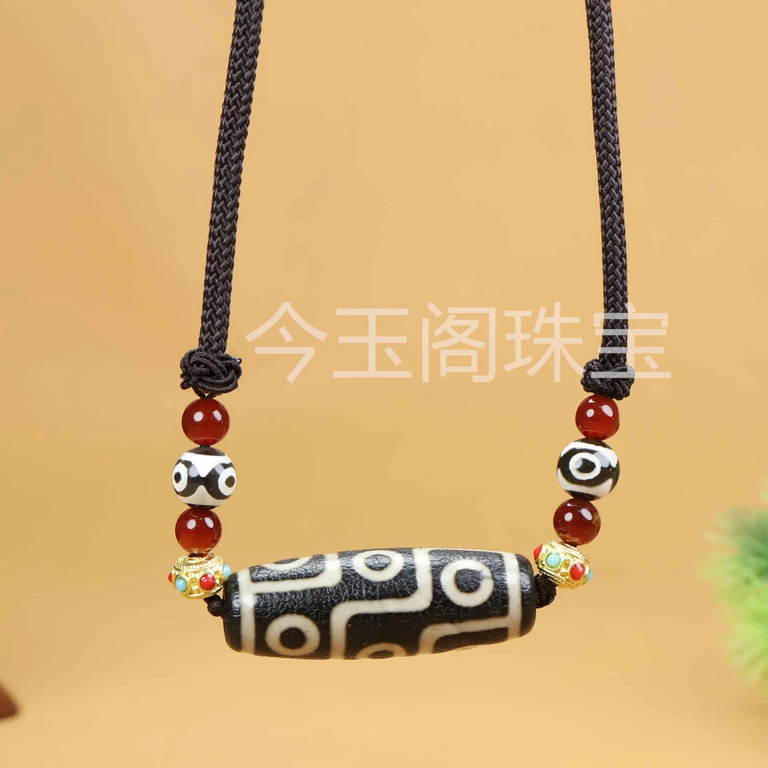 天然玛瑙玉髓九眼珠项坠挂件复古民族风男女款锁骨链毛衣链百搭