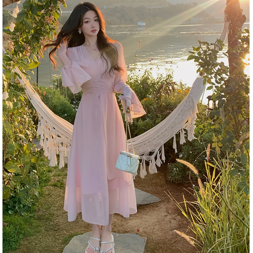佐佐家小个子 法式气质收腰连衣裙女春季高级感荷叶边长款v领裙子