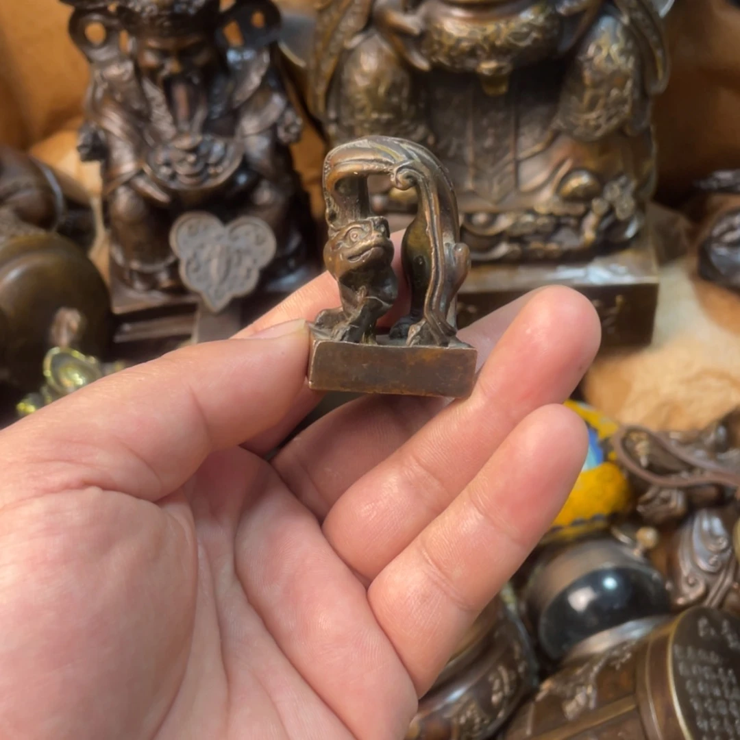 【闪购商品】黄铜何**着，