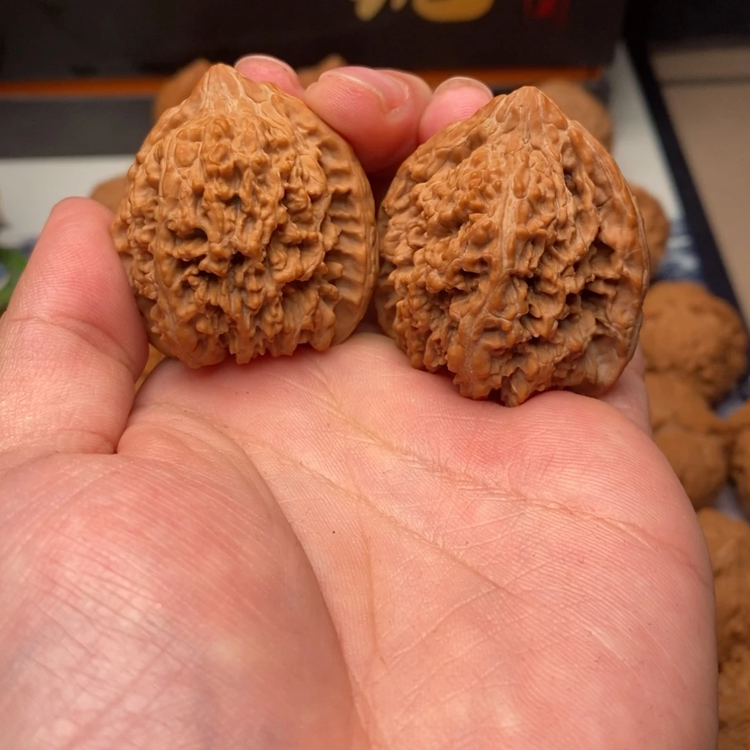 文玩核桃把件二**杠G 4号37尺满天星