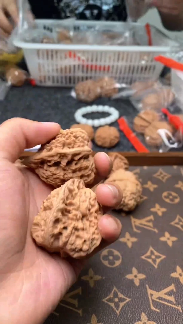 【闪购商品】文玩核桃把件48官帽82号