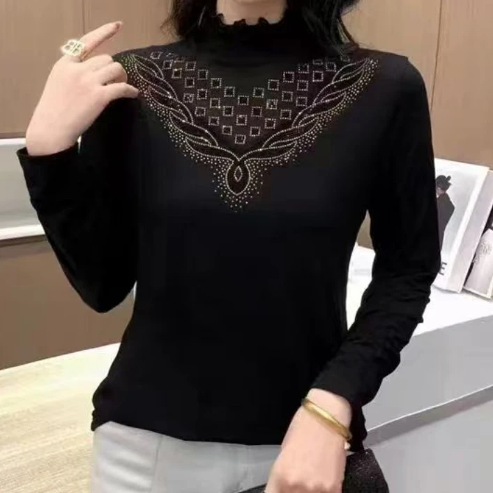 女士木耳领烫钻小衫 910 -A435