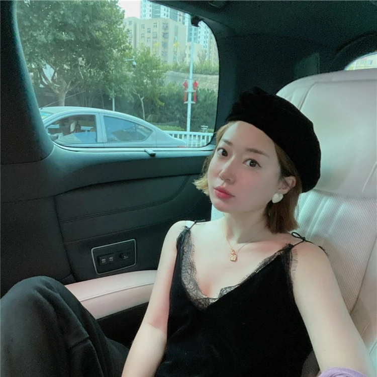 合金耳饰 白色桃心~耳钉
