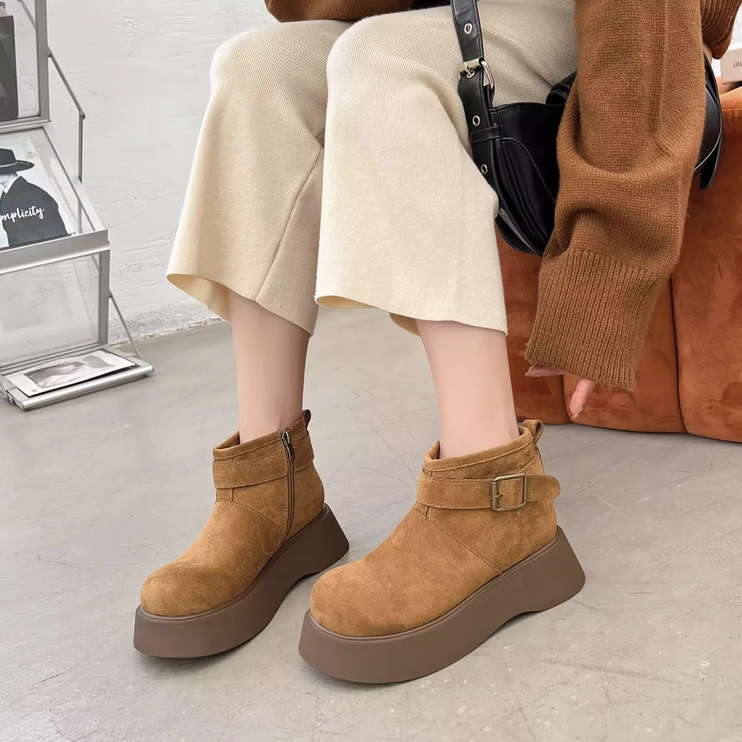 博肯短靴女明星同款厚底马丁短靴2024冬季新款加绒磨砂皮雪地棉鞋