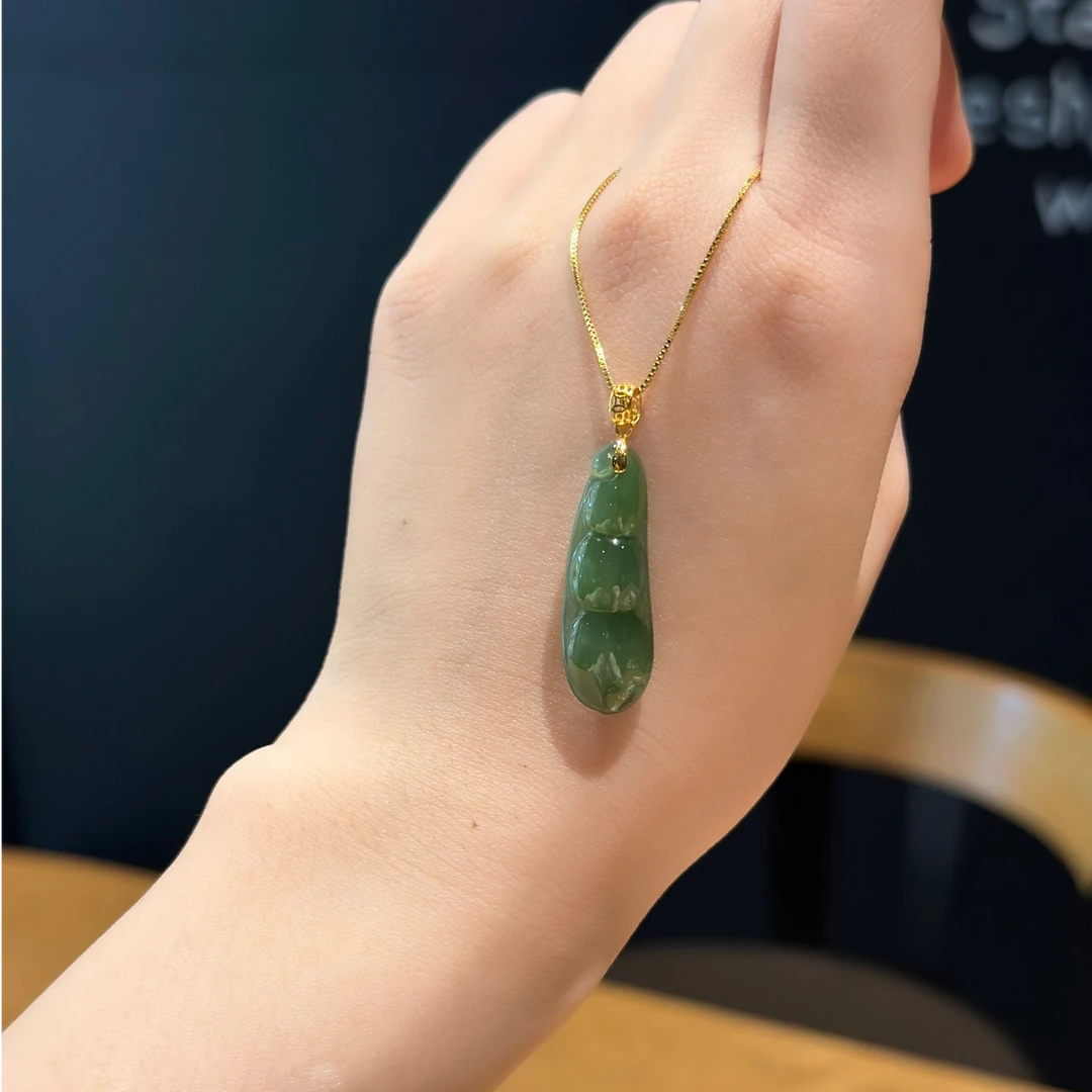 和田玉碧玉果绿18k金吊坠  福豆 金AU750 吊坠不含链