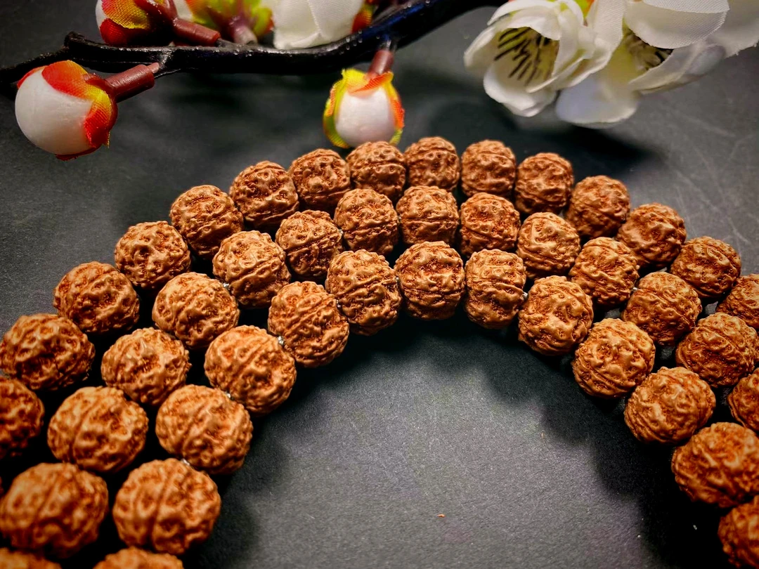 勿里达老树王脖挂