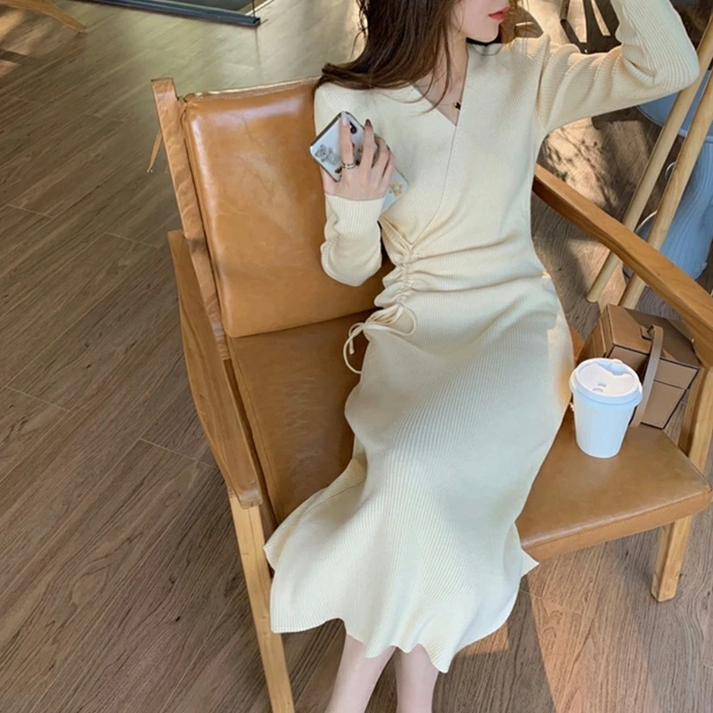 YBN6314早秋装新款茶歇法式冷淡风小众女神范长款气质针织连衣裙