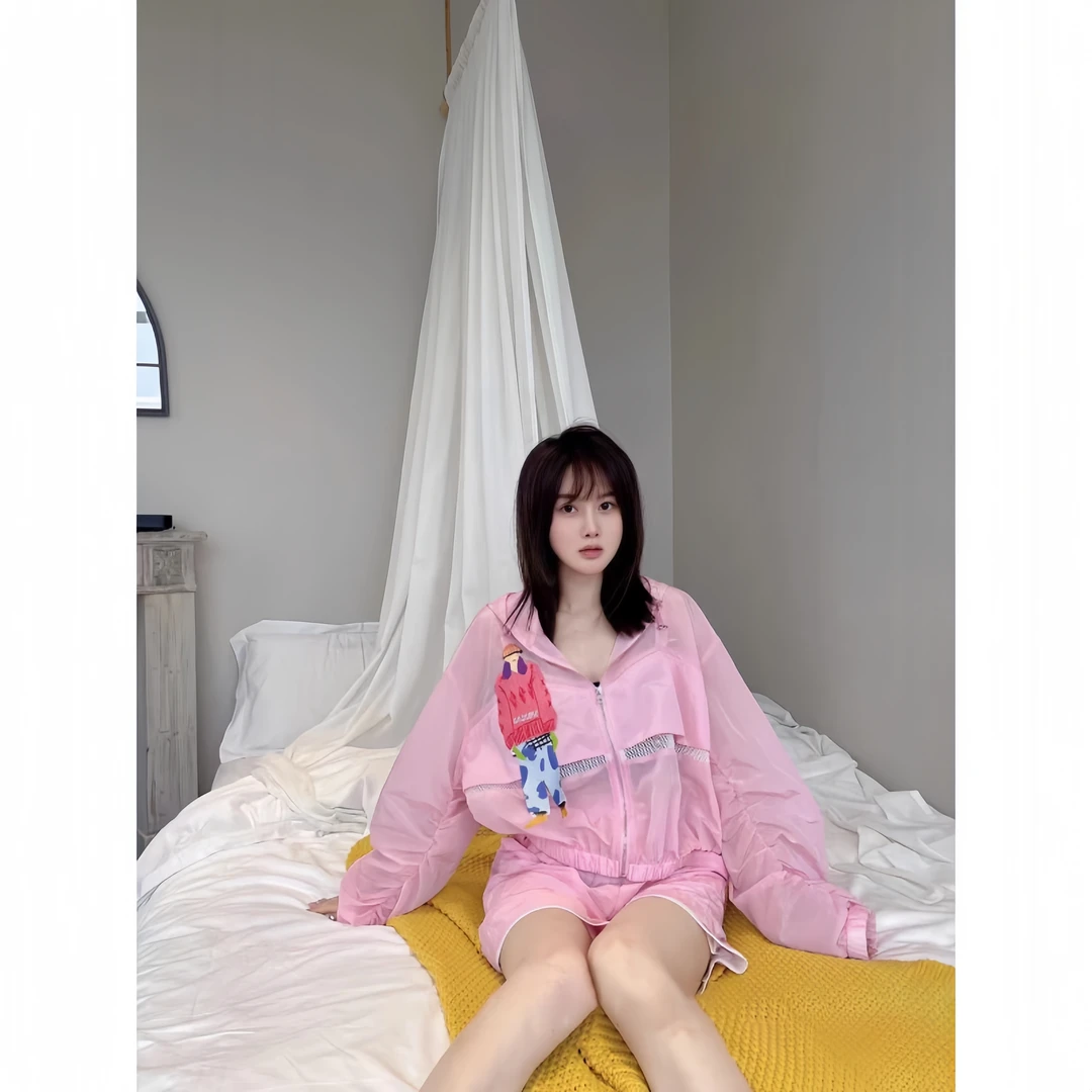 JYA56907时尚减龄潮牌防晒服薄款透气上衣+休闲短裤两件运动套装