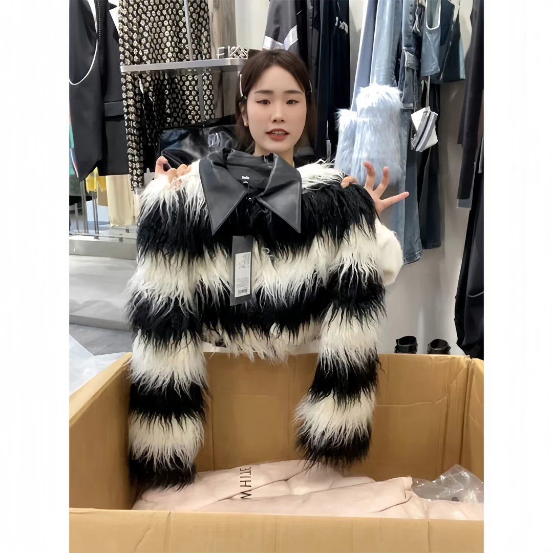 QDA03330秋冬新款高级感宽松设计感外套女短款气质仿狐狸毛毛大衣