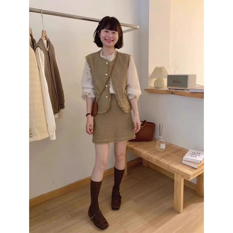 QDA10138秋季2024新款穿搭一整套小香风马甲+衬衫+半身裙三件套