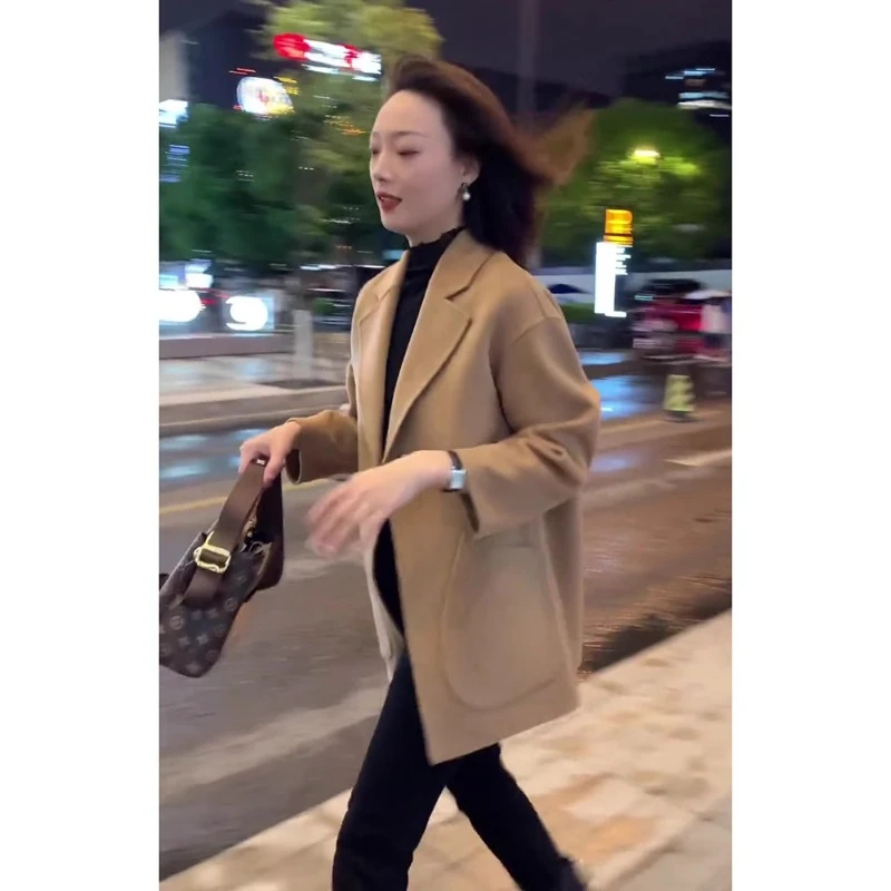 QDA5404秋冬季新款韩系温柔高级感超好看毛呢子驼色西装外套女装