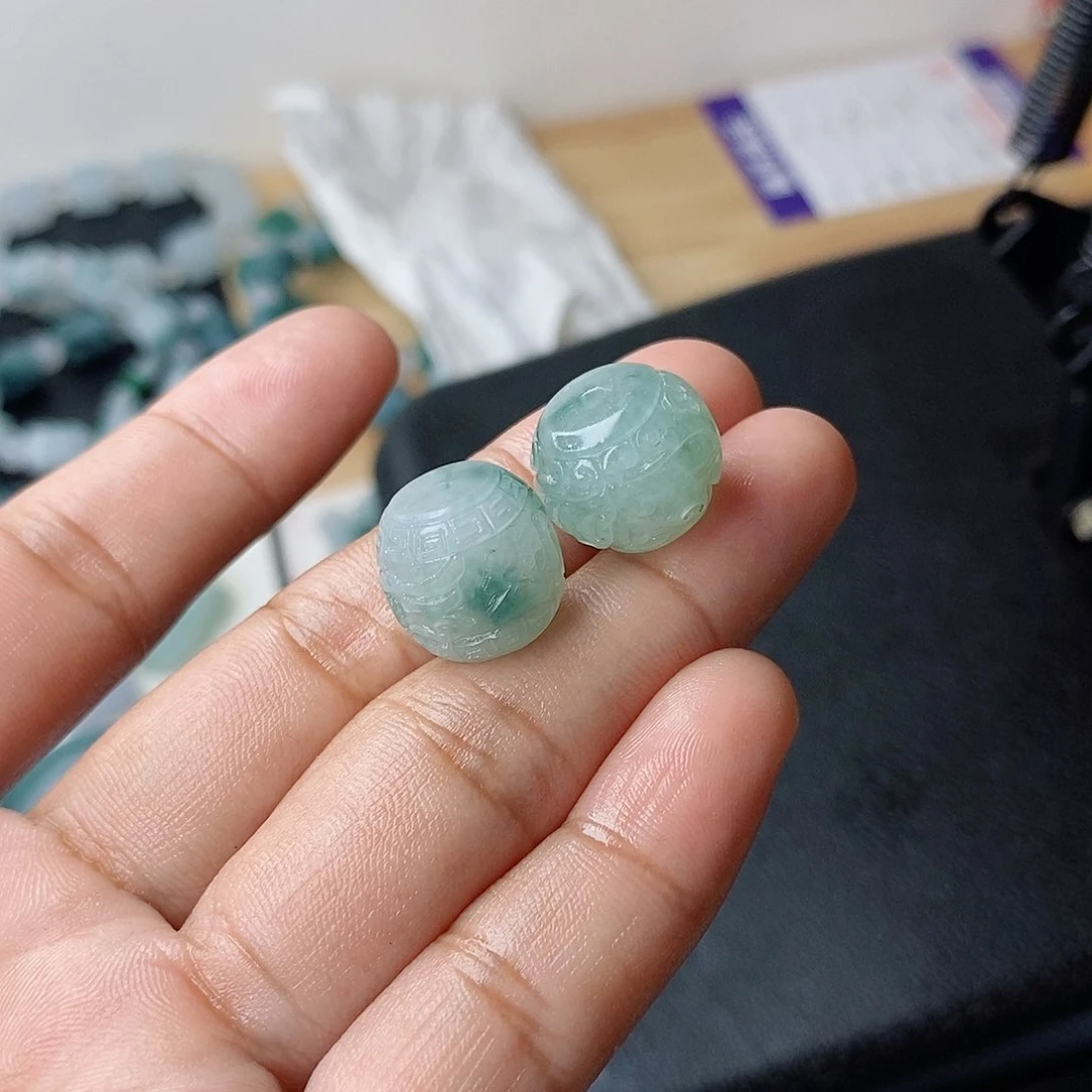 定制翡翠未镶嵌乌****阳毛货