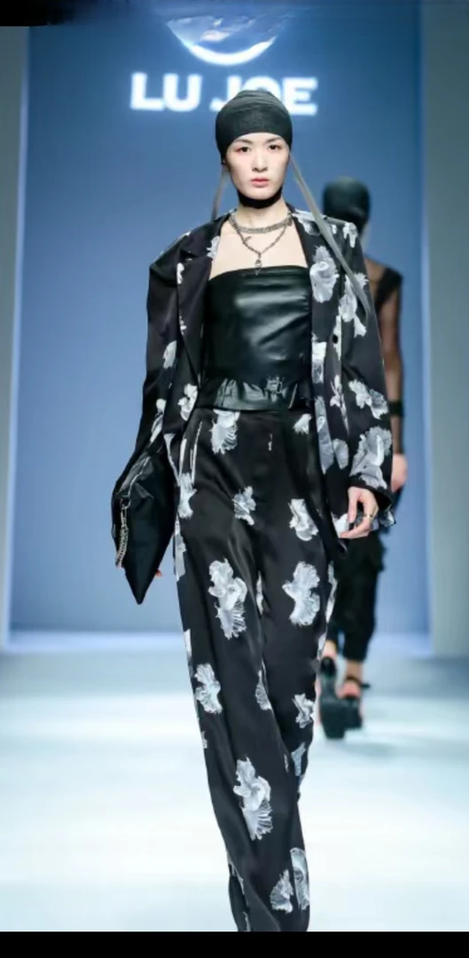 TONG.DREAM女装LUJO卓169-349