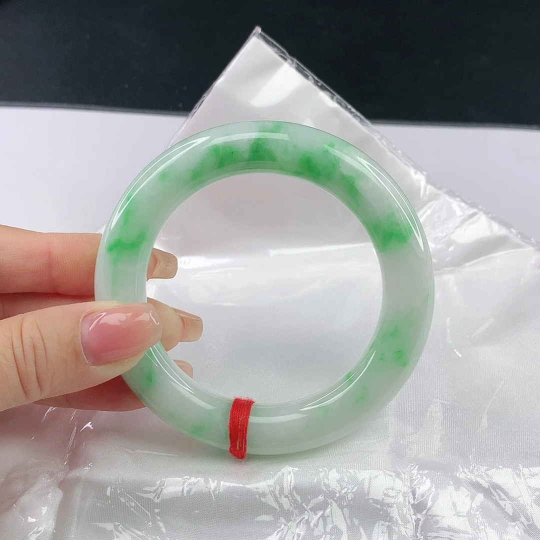 翡翠手镯未镶嵌翡翠016