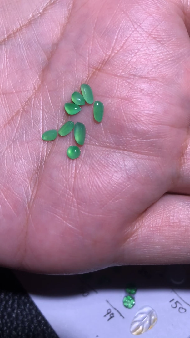 高冰飘绿阳色随形