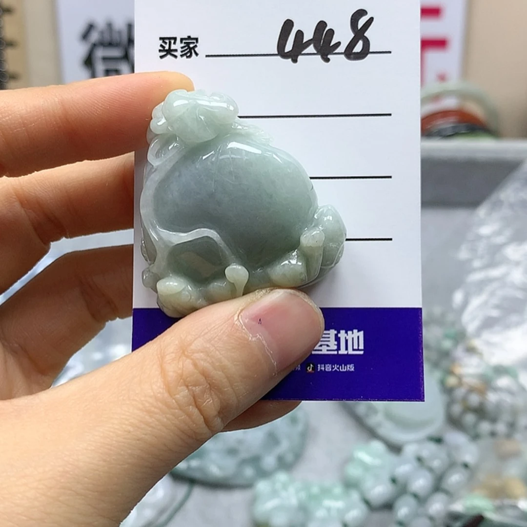 【闪购商品】翡翠吊坠未镶嵌