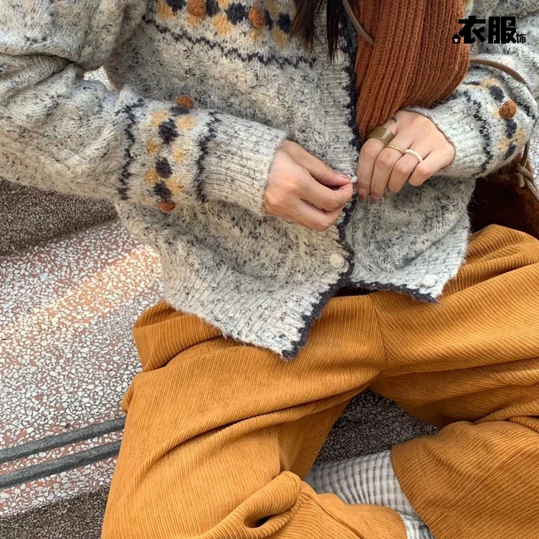 JYFS高级感毛衣女秋冬刺绣上衣慵懒风软糯外套百搭时尚复古圆领