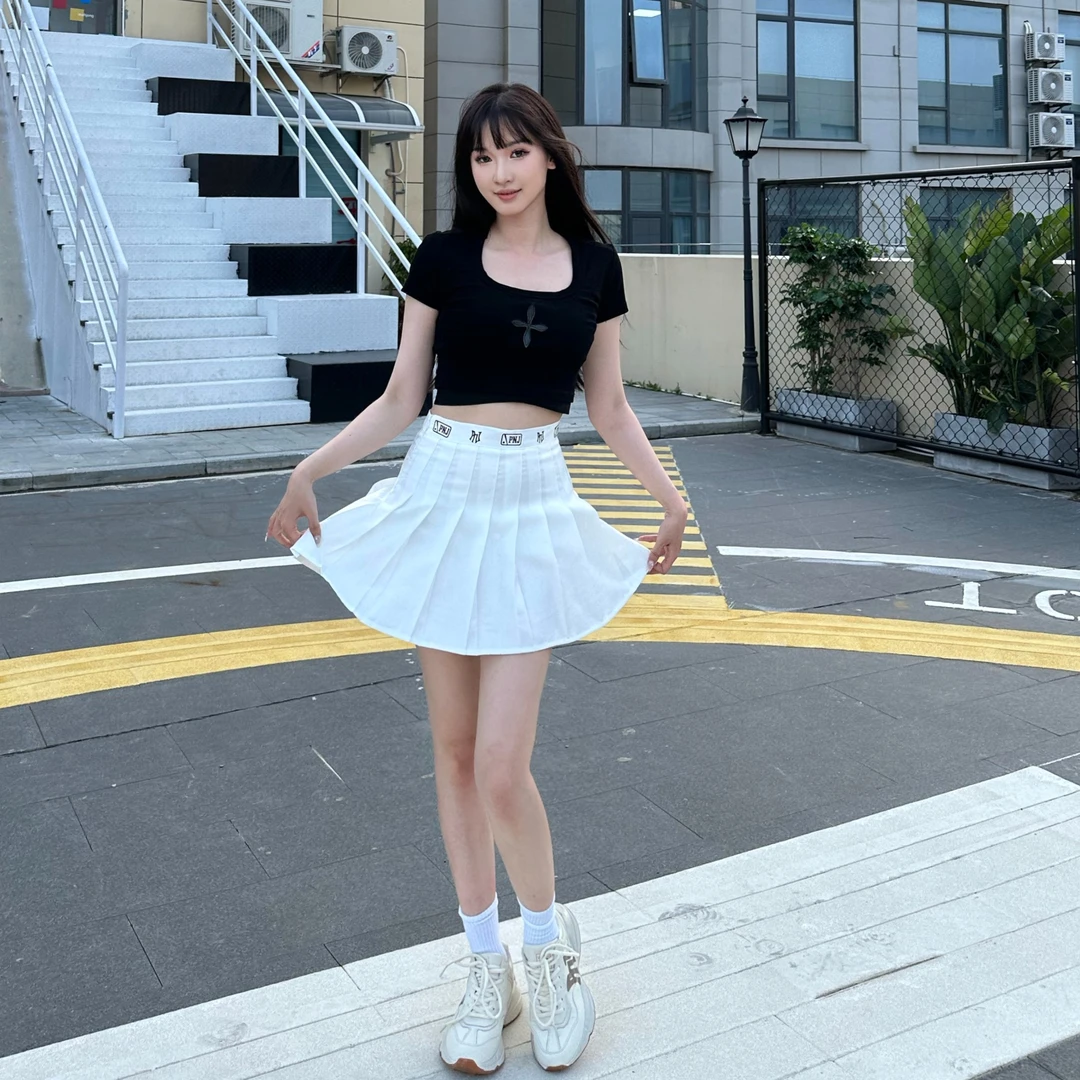 PNJ新款学院风百褶裙高腰半身裙显瘦百搭显腿长垂感显瘦气质A字裙