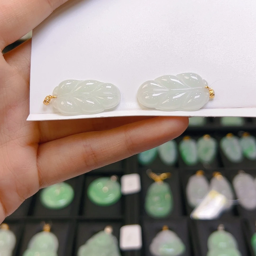 【闪购商品】翡翠颈饰18K金镶嵌