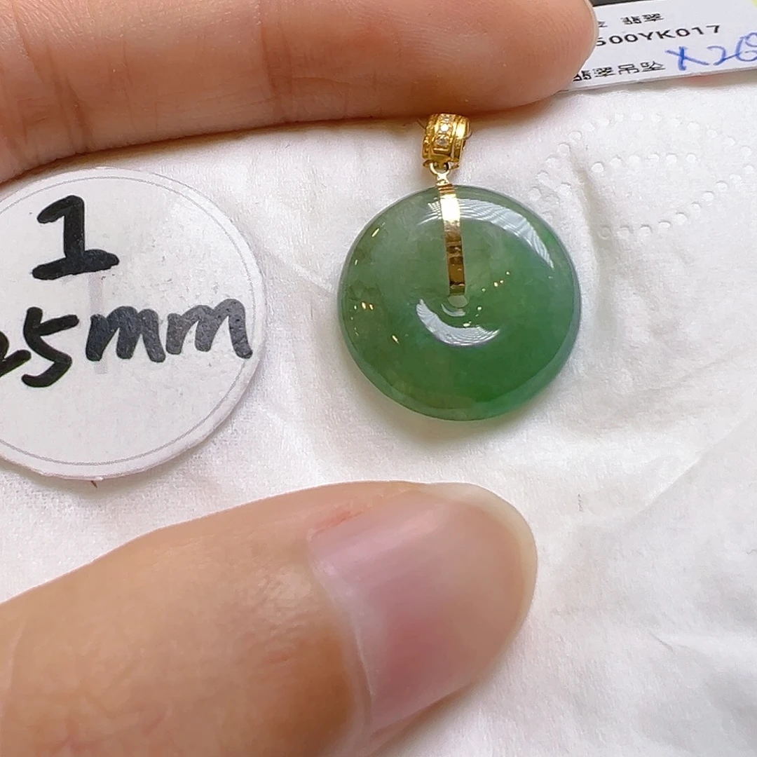 翡翠颈饰18K金镶嵌翡翠