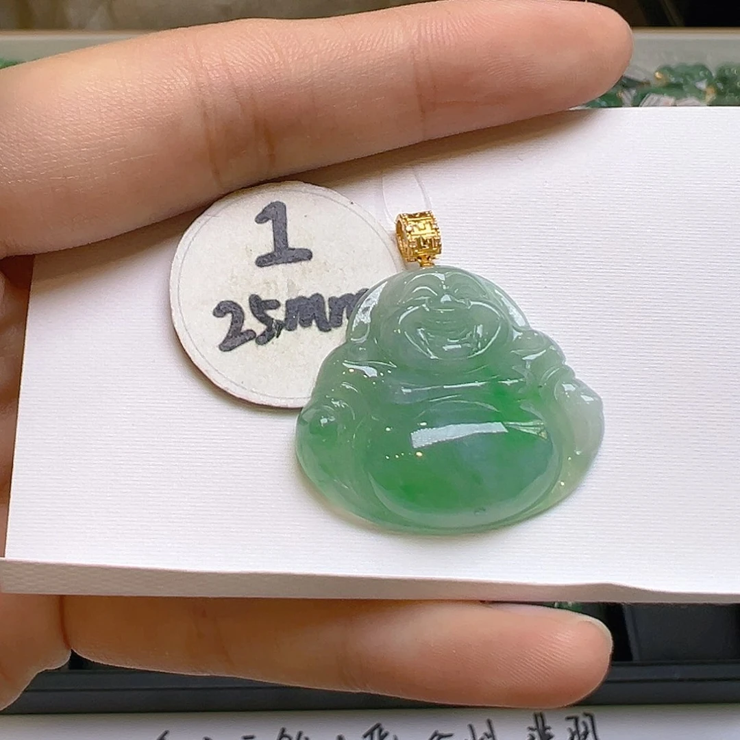 翡翠颈饰18K金镶嵌翡翠