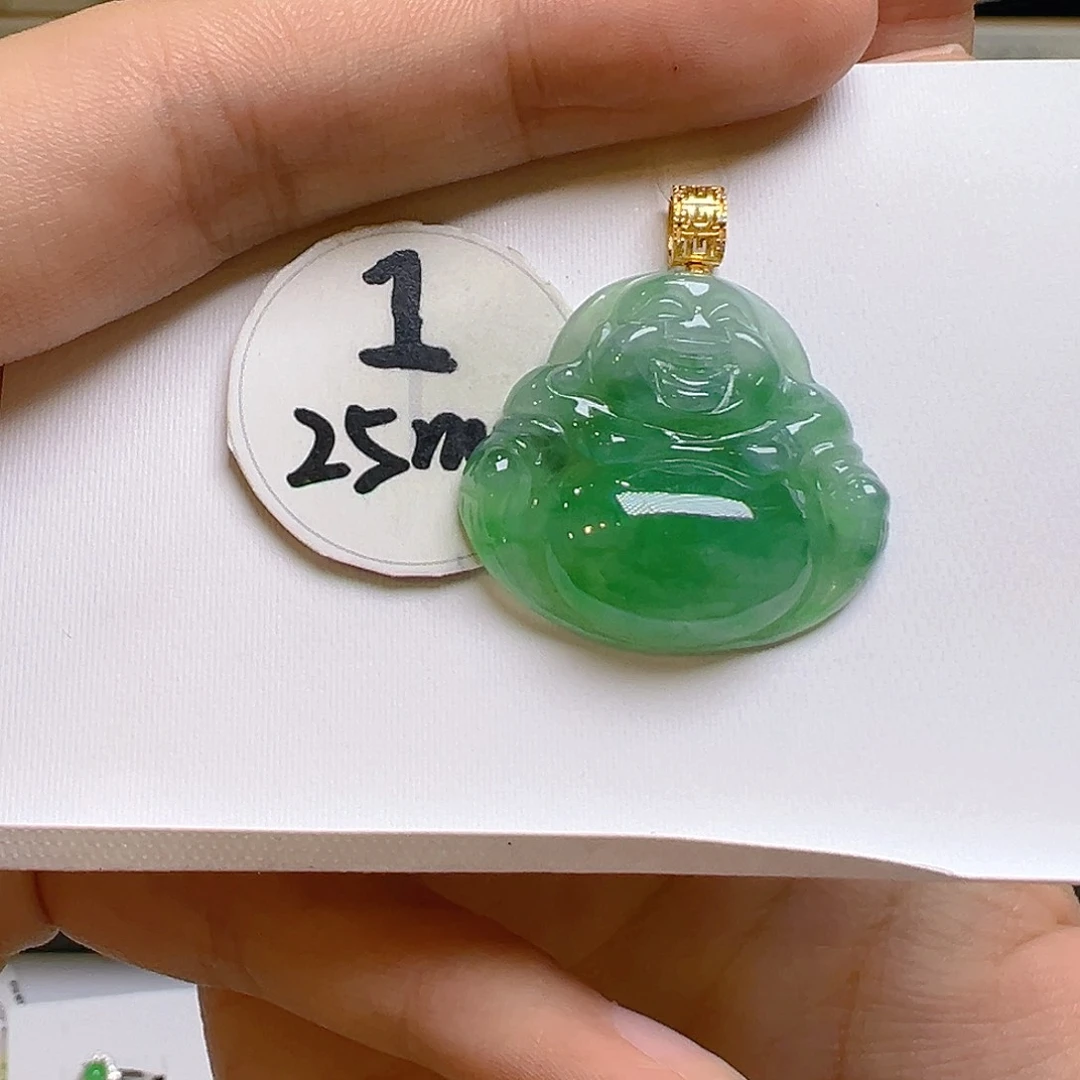 翡翠颈饰18K金镶嵌翡翠