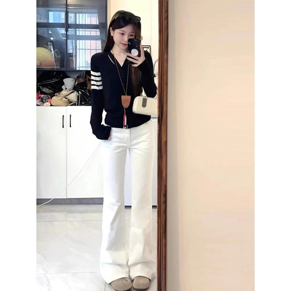 雪千羽春秋新款白色高腰微喇叭牛仔裤女小个子弹力修身拖地马蹄裤