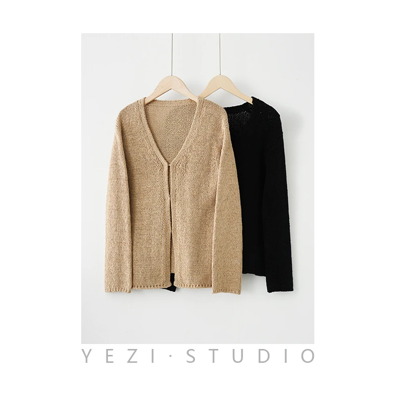 【氤氲】长绒棉带子纱V领钩扣针织开襟衫24119125