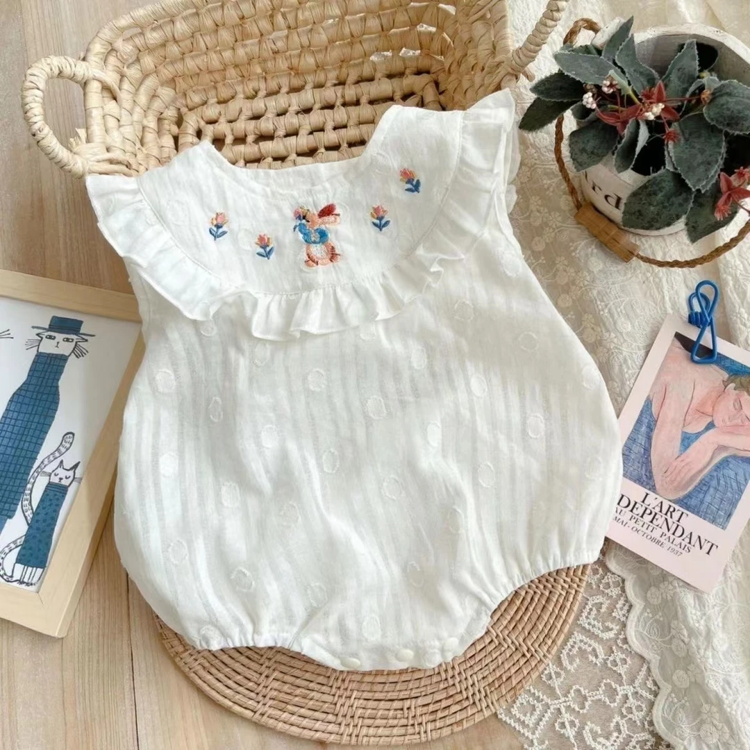 婴儿纯棉三角哈衣夏装洋气无袖包屁衣满月周岁女宝宝连体衣女童