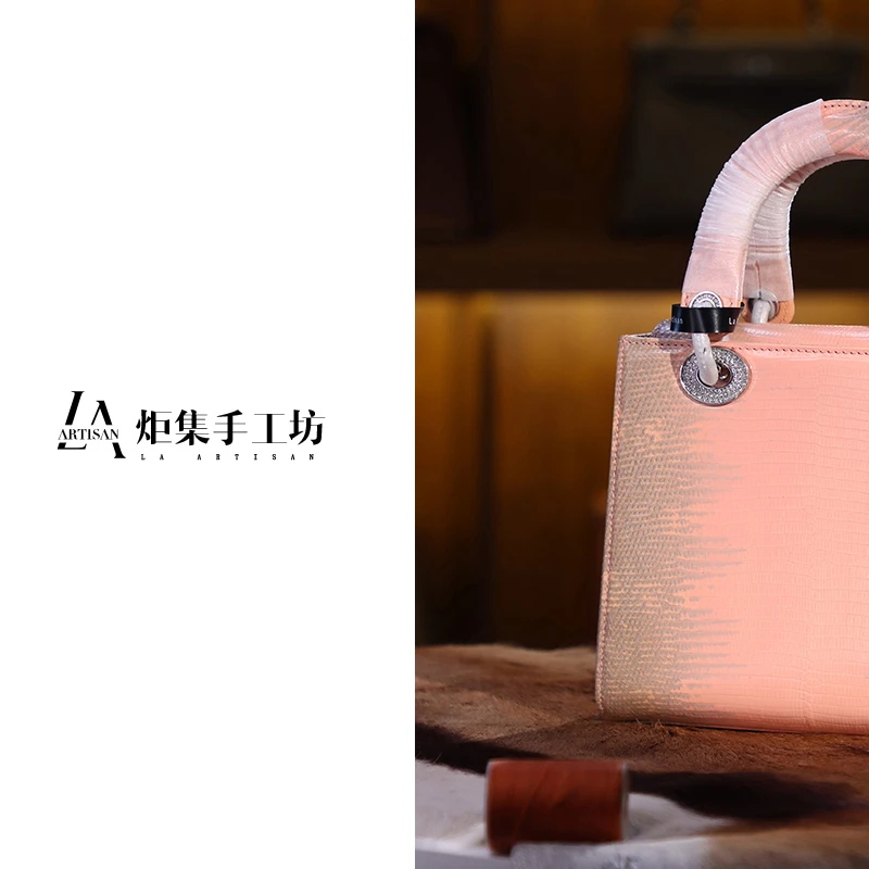 私人专属 轻奢时尚  蜥蜴皮 妃妃 小戴20cm包