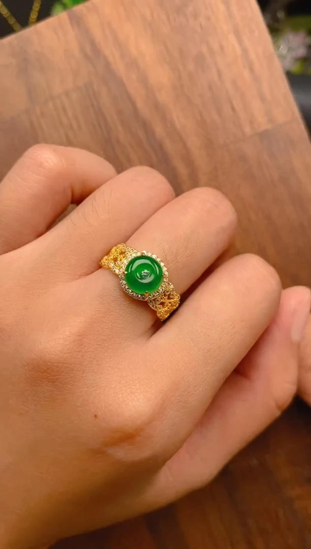 【闪购商品】翡翠戒指银S925镶嵌平安扣