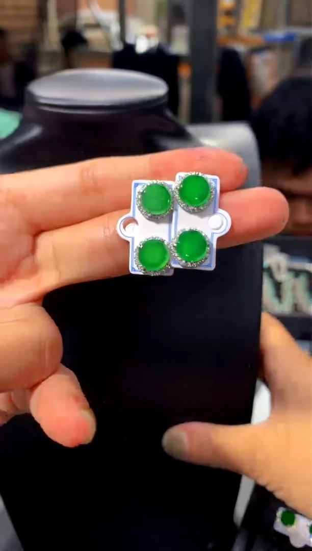 【闪购商品】定制翡翠未镶嵌46多样性发货（发其一）