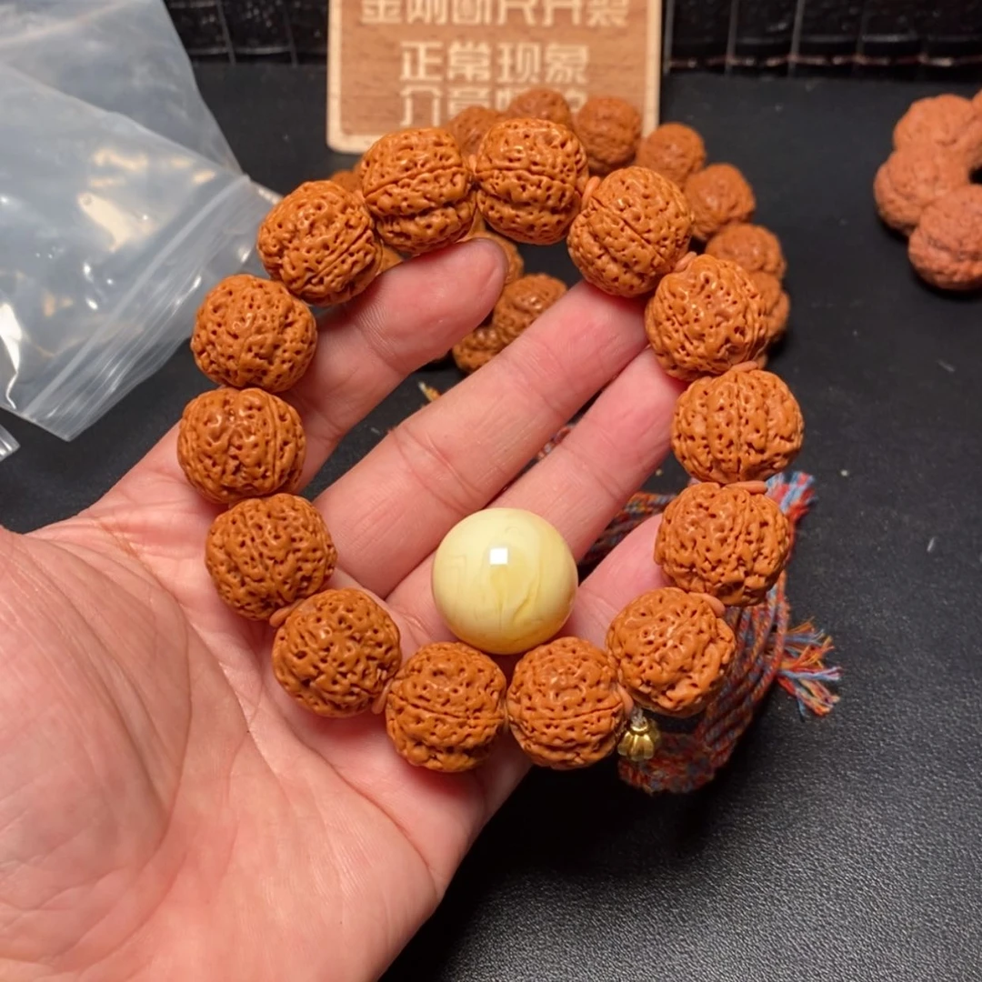 【闪购商品】金刚菩提手串16号