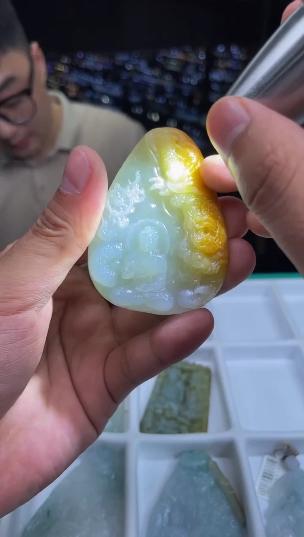 【闪购商品】定制翡翠未镶嵌-11055375