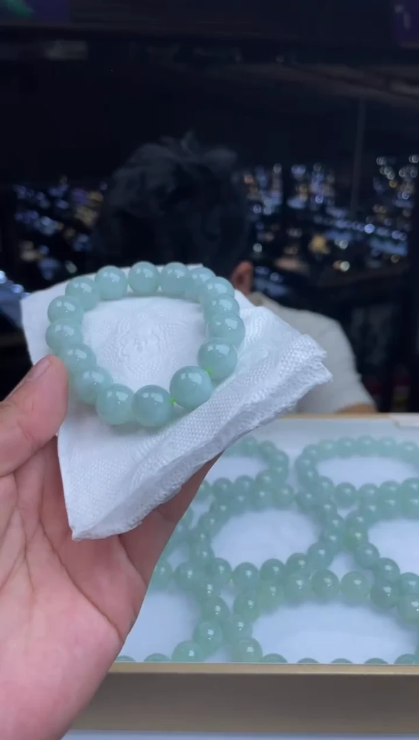 【闪购商品】翡翠颈饰未镶嵌-1105567-多样性发其一