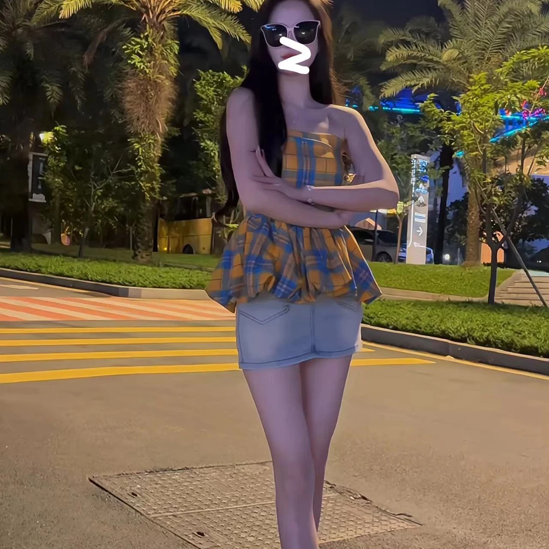 2024夏新款纯欲甜辣风复古抹胸性感高腰撞色格子背心弹力牛仔短裙