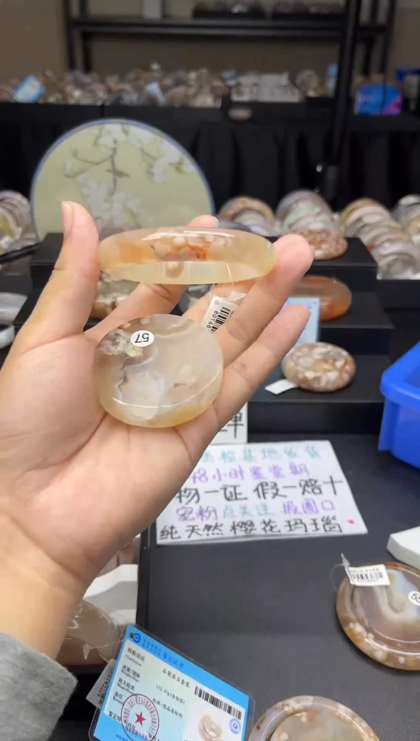 【闪购商品】石英质玉手镯未镶嵌赠品镯心（58圈口）