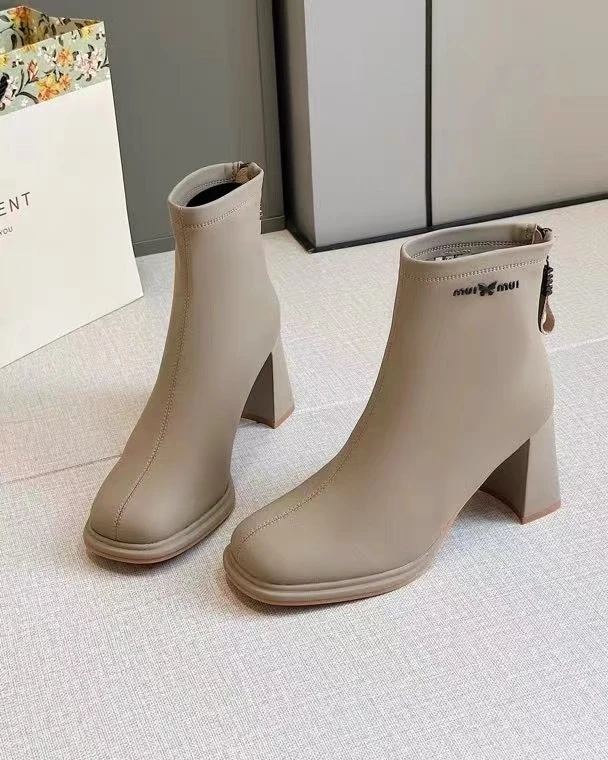 【撤柜清仓】2024新款高品质女鞋时尚百搭粗跟瘦瘦靴短靴99-95