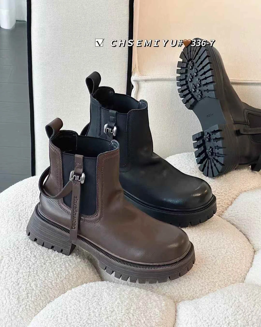 【撤柜清仓】2024新款高品质女鞋气质百搭街头烟筒靴短靴336-7