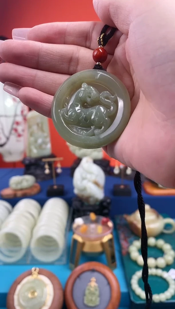 【闪购商品】和田玉挂件未镶嵌虎牌