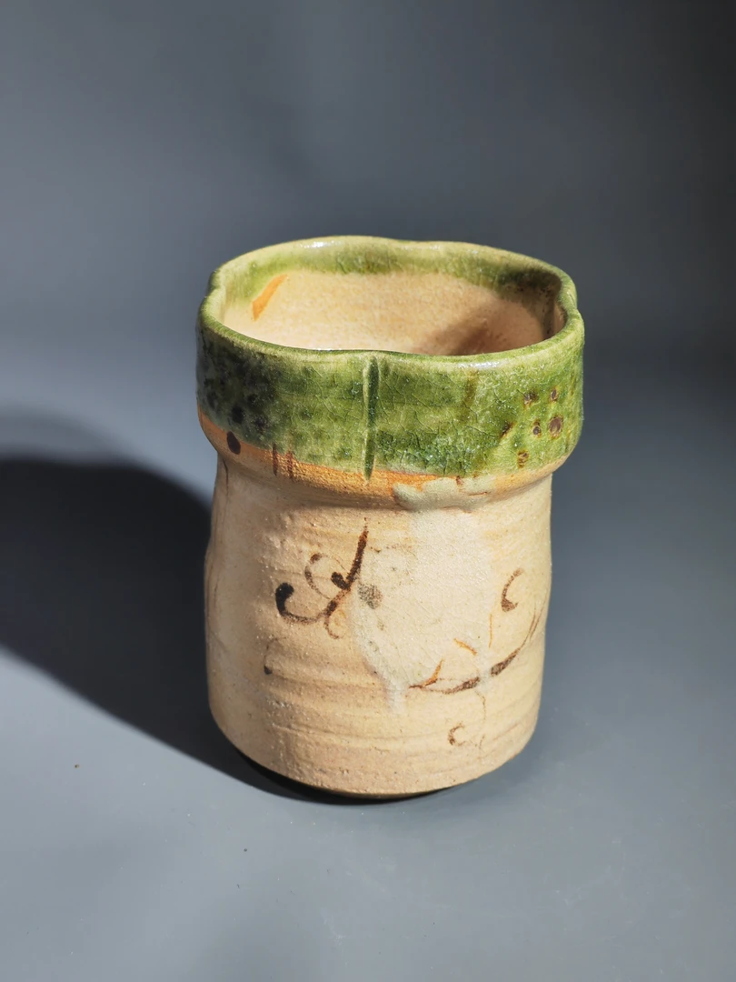 36青织部仿桃山时期向付型杯子，古朴美丽