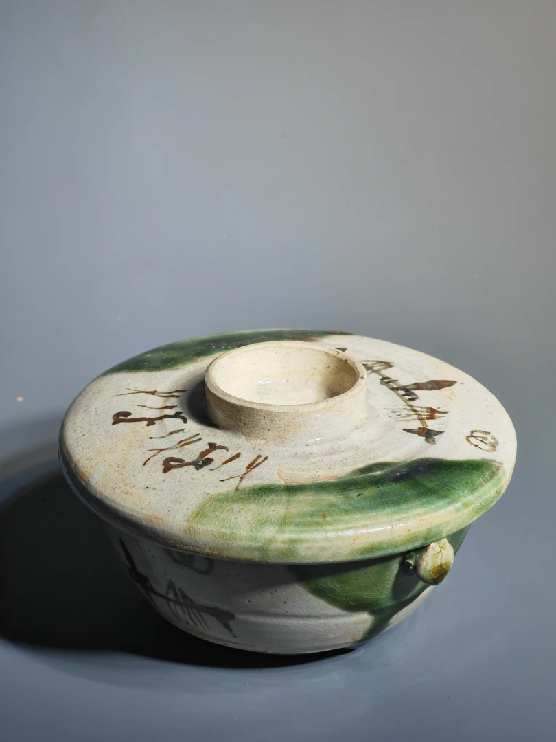 118老盖碗双耳古织部烧一只盖碗，找主播有优惠多多！