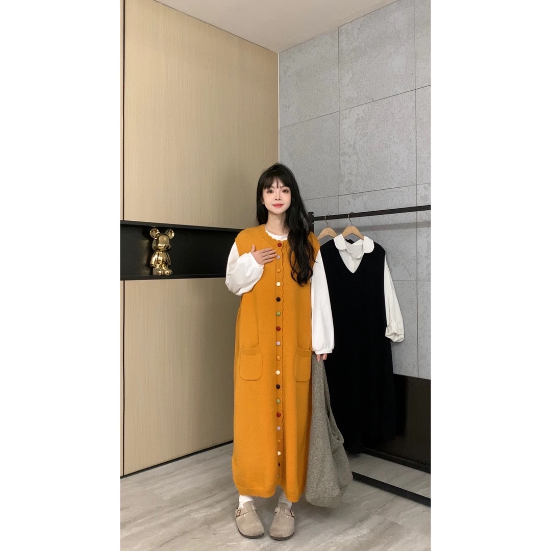 【张小九】秋冬款糖果色单排扣无袖中长款毛衣裙Z9778